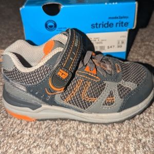 Stride Rite Toddler Shoes, size 8